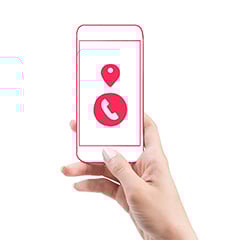 Eine Smartphone Nutzerin ruft eine virtuelle Geonummer auf, Teil der Servicenummern von yuutel